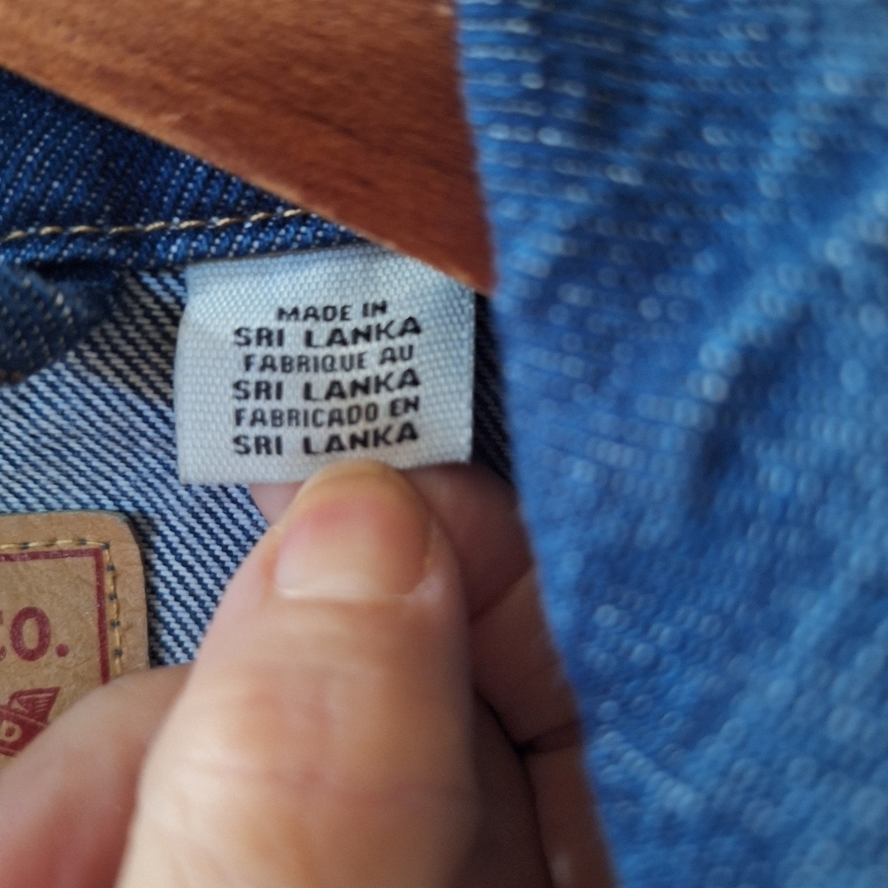 Levis Blue Denim Jacket Button Front Collared Tru… - image 3